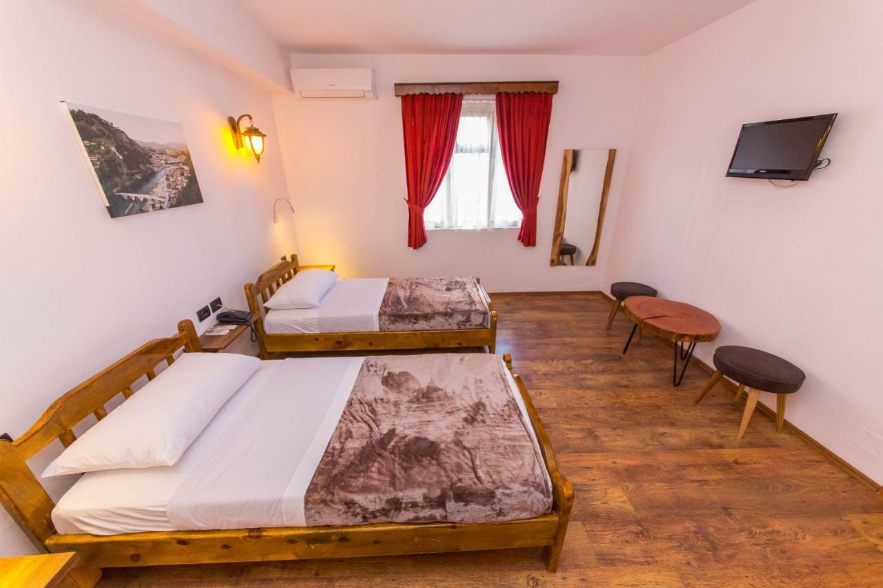 Heraklis Hotel Berat Rum bild